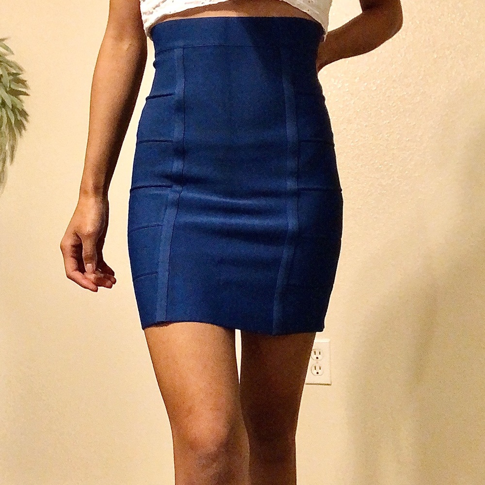 BCBG pencil skirt